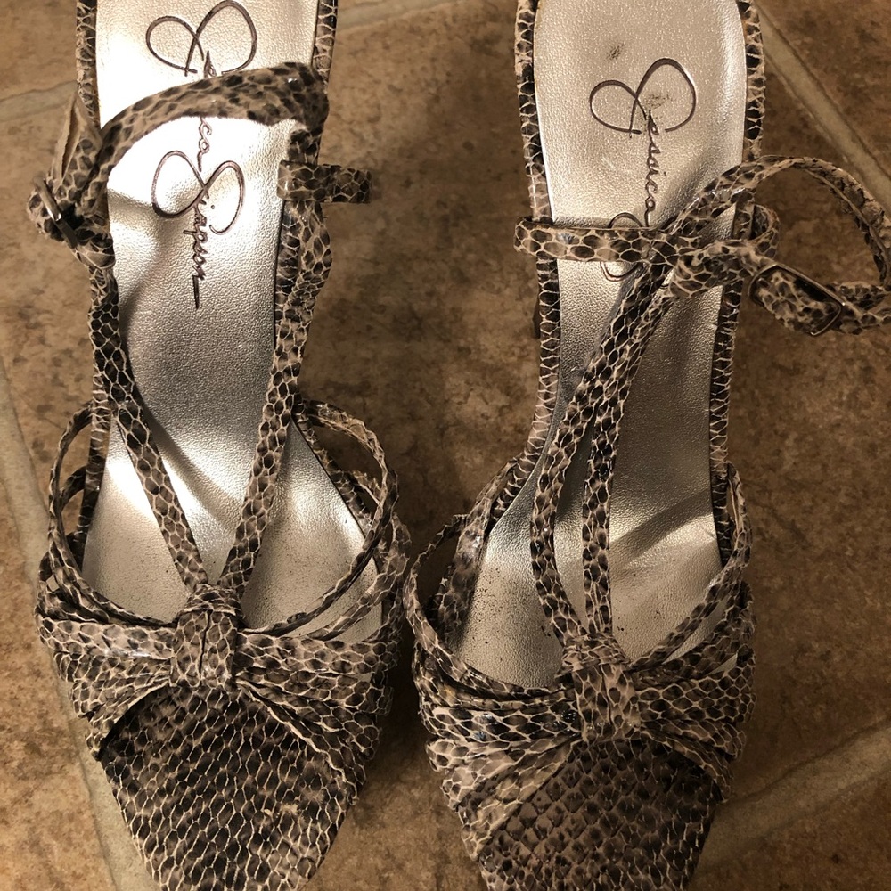 HEELS